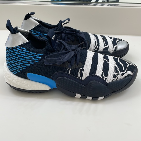 Trae Young 2 Basketball Shoe - New in Box! - Picture 2 of 8